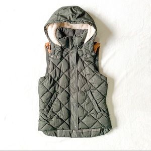 H&M Green Puffer Vest
